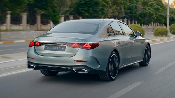 Unlock the Secrets of Thai Green Curry: A Detailed Guide Using Fresh Lemongrass